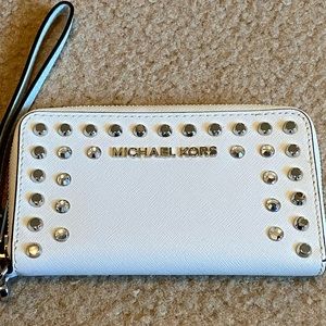 Michael Kors Womens Wristlet Wallet